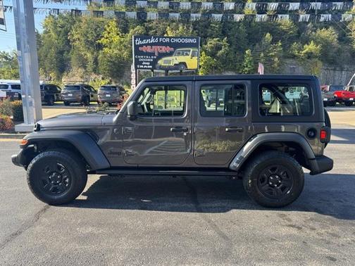 2025 Jeep Wrangler Sport