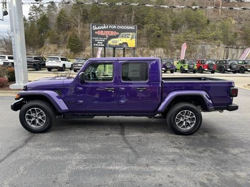 2026 Jeep Gladiator Sport S