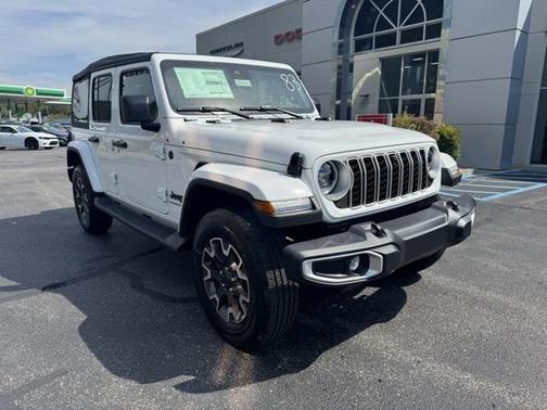 2025 Jeep Wrangler 4-Door Sahara 4x4