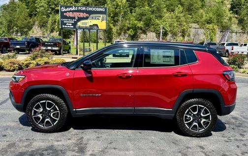 2025 Jeep Compass Trailhawk