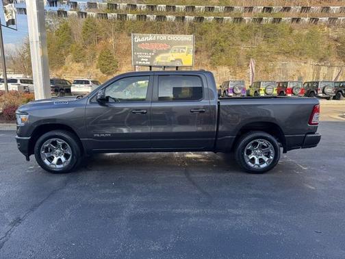 Granite Crystal Metallic Clearcoat 2024 RAM 1500 Big Horn/Lone Star