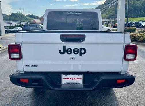 2025 Jeep Gladiator Sport S