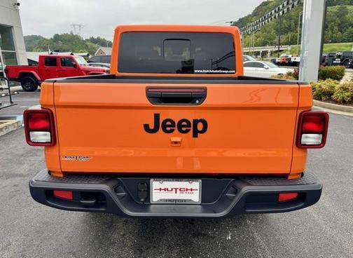 2025 Jeep Gladiator Sport S