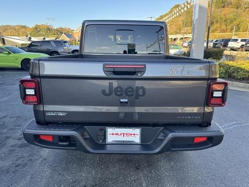 2025 Jeep Gladiator High Tide