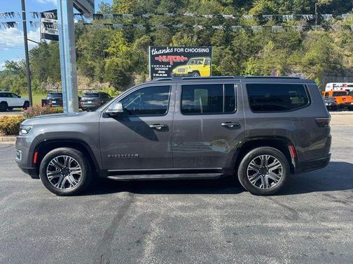 2022 Jeep Wagoneer Series III 4x4