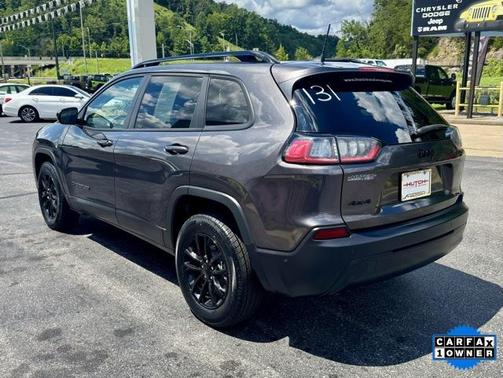 2023 Jeep Cherokee Altitude