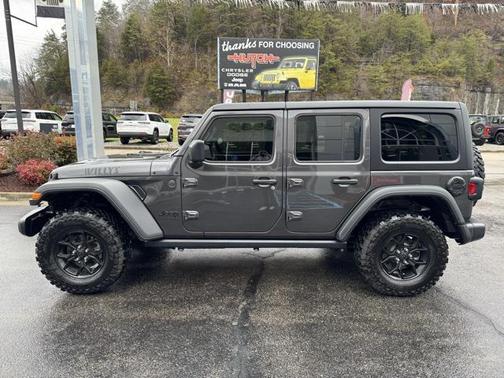 2024 Jeep Wrangler Willys