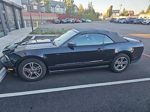 2011 Ford Mustang V6 Premium