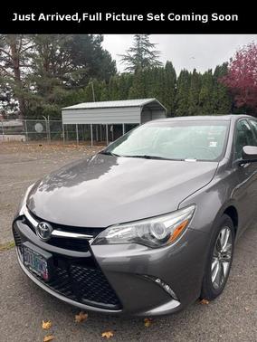 2016 Toyota Camry SE
