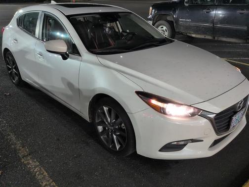 2018 Mazda Mazda3 Touring