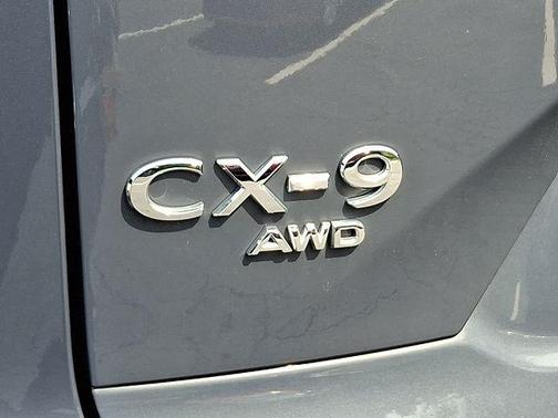 2023 Mazda CX-9 Carbon Edition