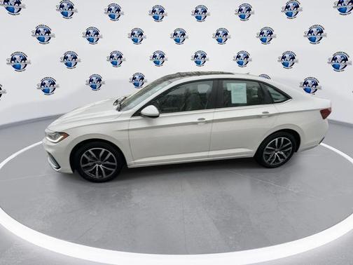 2025 Volkswagen Jetta 1.5T SE