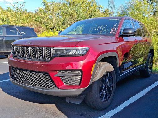 2024 Jeep Grand Cherokee Laredo