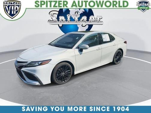 White 2022 Toyota Camry Hybrid XSE