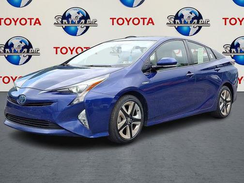 2017 Toyota Prius Four Touring