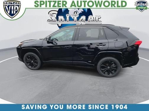 2022 Toyota RAV4 Hybrid SE