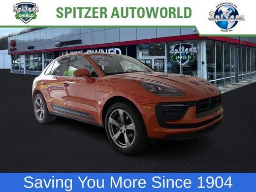 2024 Porsche Macan Base (PDK)