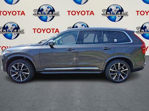 2024 Volvo XC90 B5 Plus Bright Theme