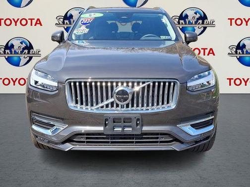 2024 Volvo XC90 B5 Plus Bright Theme