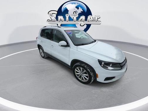 2017 Volkswagen Tiguan 2.0T Wolfsburg Edition
