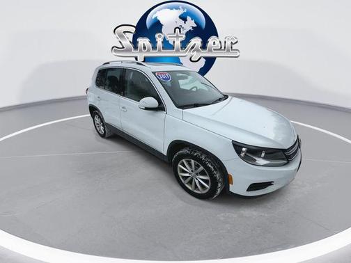 2017 Volkswagen Tiguan 2.0T Wolfsburg Edition