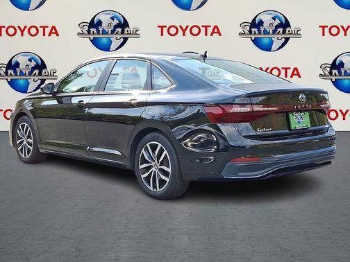 2025 Volkswagen Jetta 1.5T SE