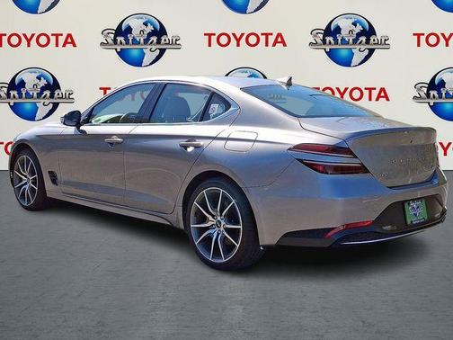 2023 Genesis G70 2.0T