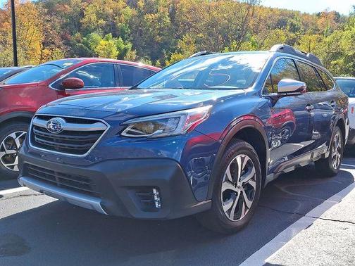 2022 Subaru Outback Touring XT