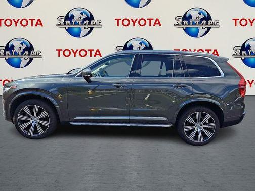 2022 Volvo XC90 T6 Inscription 7 Passenger