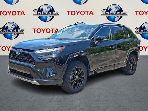 2022 Toyota RAV4 Hybrid SE