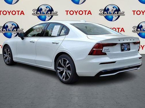 2025 Volvo S60 B5 Core