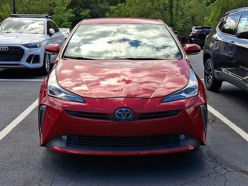 2019 Toyota Prius XLE