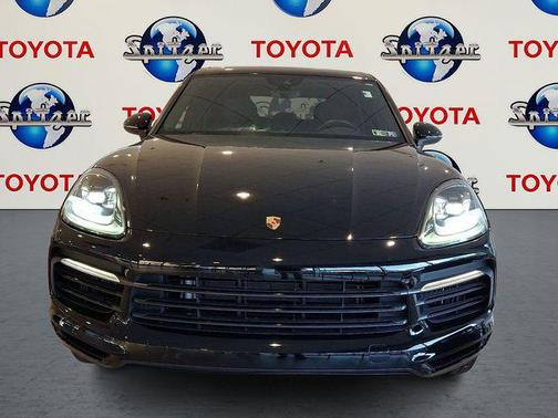 2022 Porsche Cayenne Base (Tiptronic)