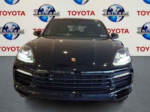 2022 Porsche Cayenne Base (Tiptronic)