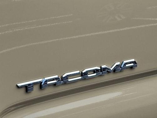 2016 Toyota Tacoma TRD Sport