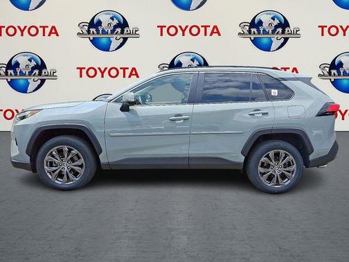 2022 Toyota RAV4 Hybrid XLE Premium