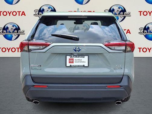 2022 Toyota RAV4 Hybrid XLE Premium