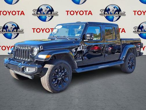2022 Jeep Gladiator Overland