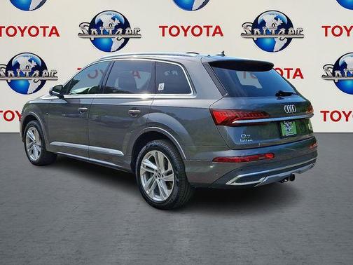 2021 Audi Q7 55 Premium Plus