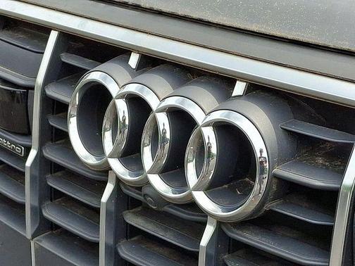 2021 Audi Q7 55 Premium Plus