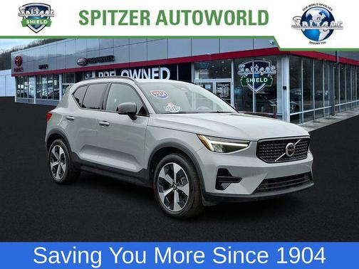 2024 Volvo XC40 B5 Core