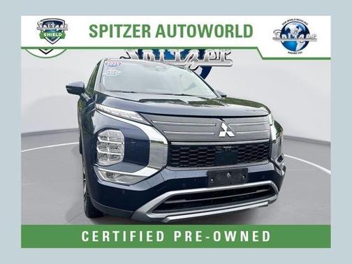 Cosmic Blue Metallic 2025 Mitsubishi Outlander SE