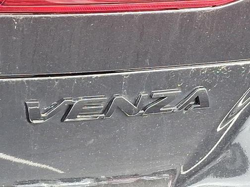 2023 Toyota Venza Nightshade