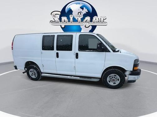 2023 GMC Savana 2500 Work Van
