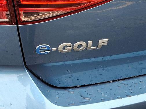 2016 Volkswagen e-Golf SE