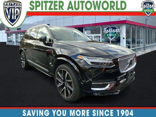 2023 Volvo XC90 B5 Plus