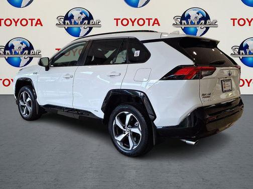 2023 Toyota RAV4 Prime SE