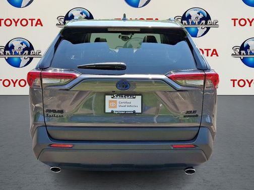 2022 Toyota RAV4 Hybrid XLE Premium