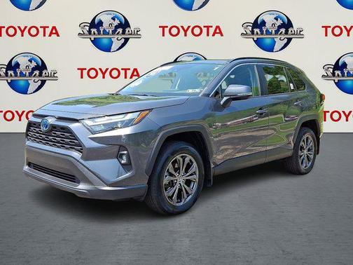 2022 Toyota RAV4 Hybrid XLE Premium