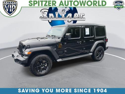 Black Clearcoat 2022 Jeep Wrangler Unlimited Sport